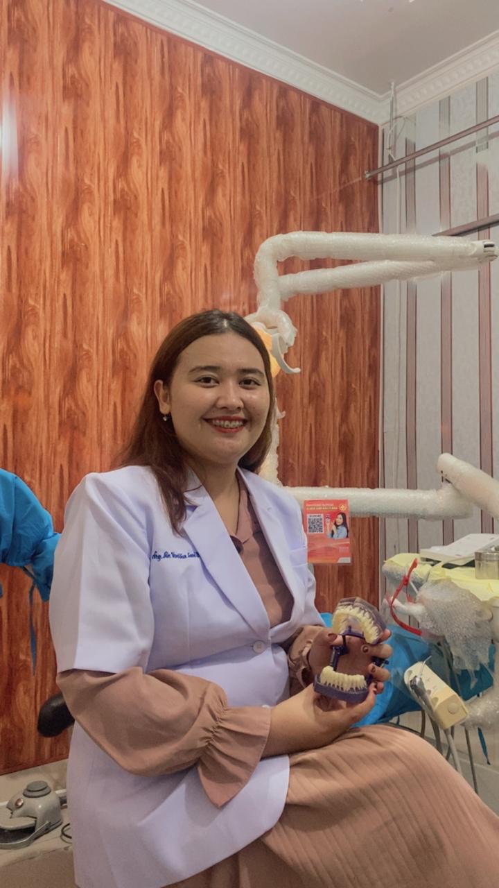 TPMD dr. Bram Natanael - Pelayanan Hebat Pengobatan Tepat - Klinik Terbaik di Kota Medan - Drg. Iin Ventikasari br Sinuhaji  Berbagi Tips Kiat Aman Cabut Gigi: Langkah-langkah untuk Menghindari Risiko dan Komplikasi