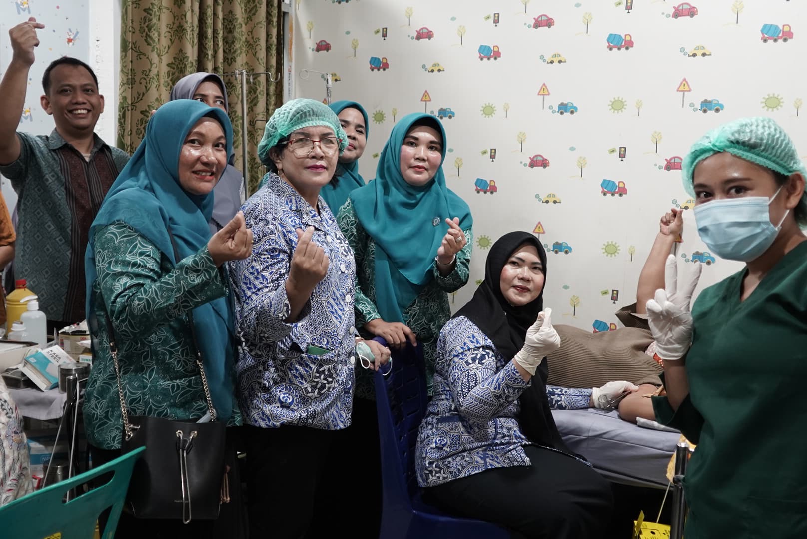 TPMD dr. Bram Natanael - Pelayanan Hebat Pengobatan Tepat - Klinik Terbaik di Kota Medan - Peringati HARGANAS ke-32, Bidang KB Dinas DP3APMP2KB Kota Medan Gelar Pelayanan KB Gratis di Faskes dr. Bram Natanael Medan Selayang 